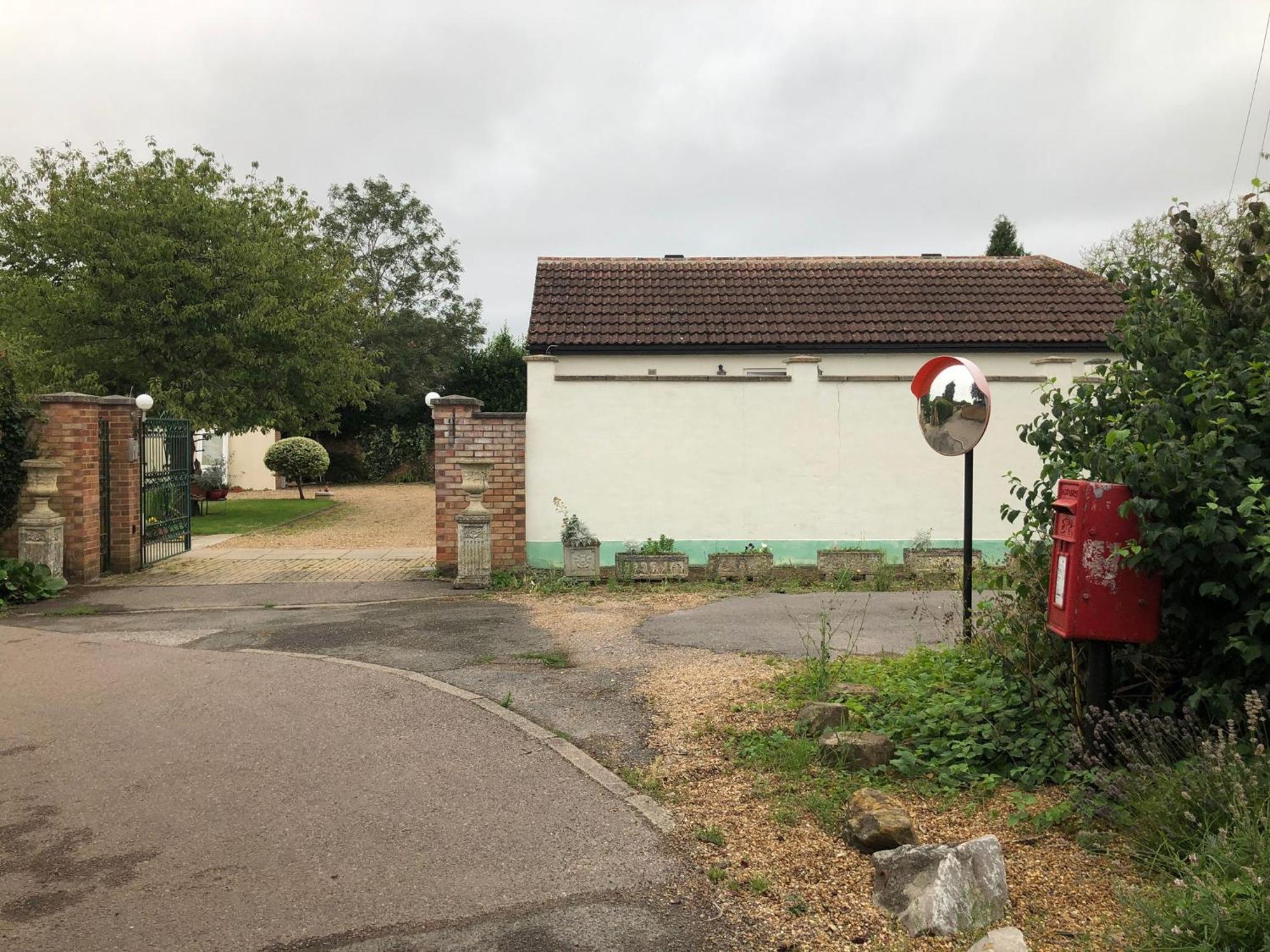 River Retreat- Near Holloway U, Thorpe Park And Heathrow Airport
