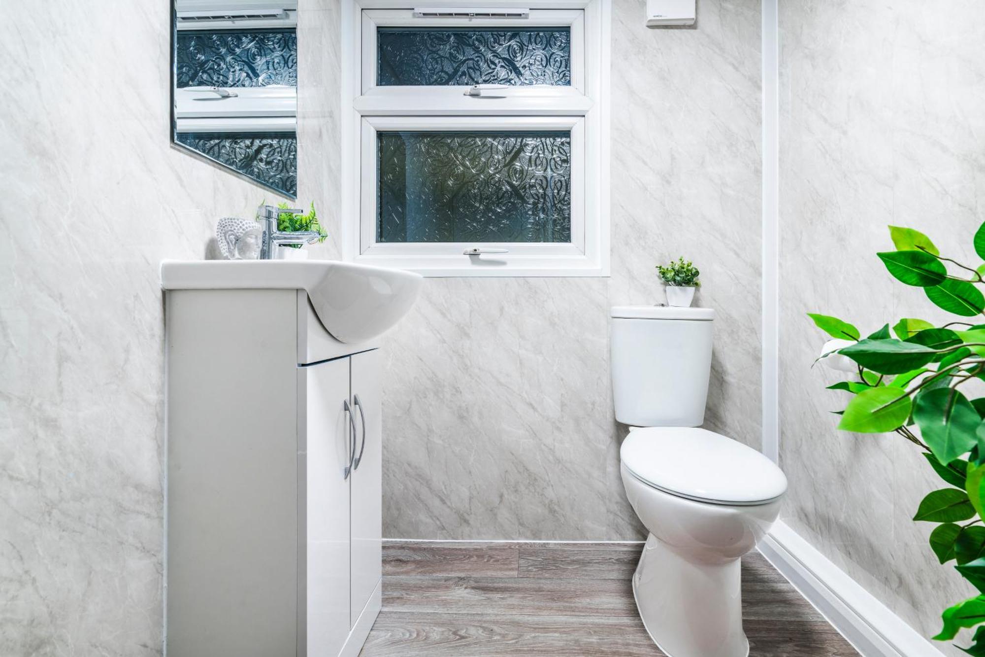 River Retreat- Near Holloway U, Thorpe Park And Heathrow Airport Apartment Thorpe (Surrey)
