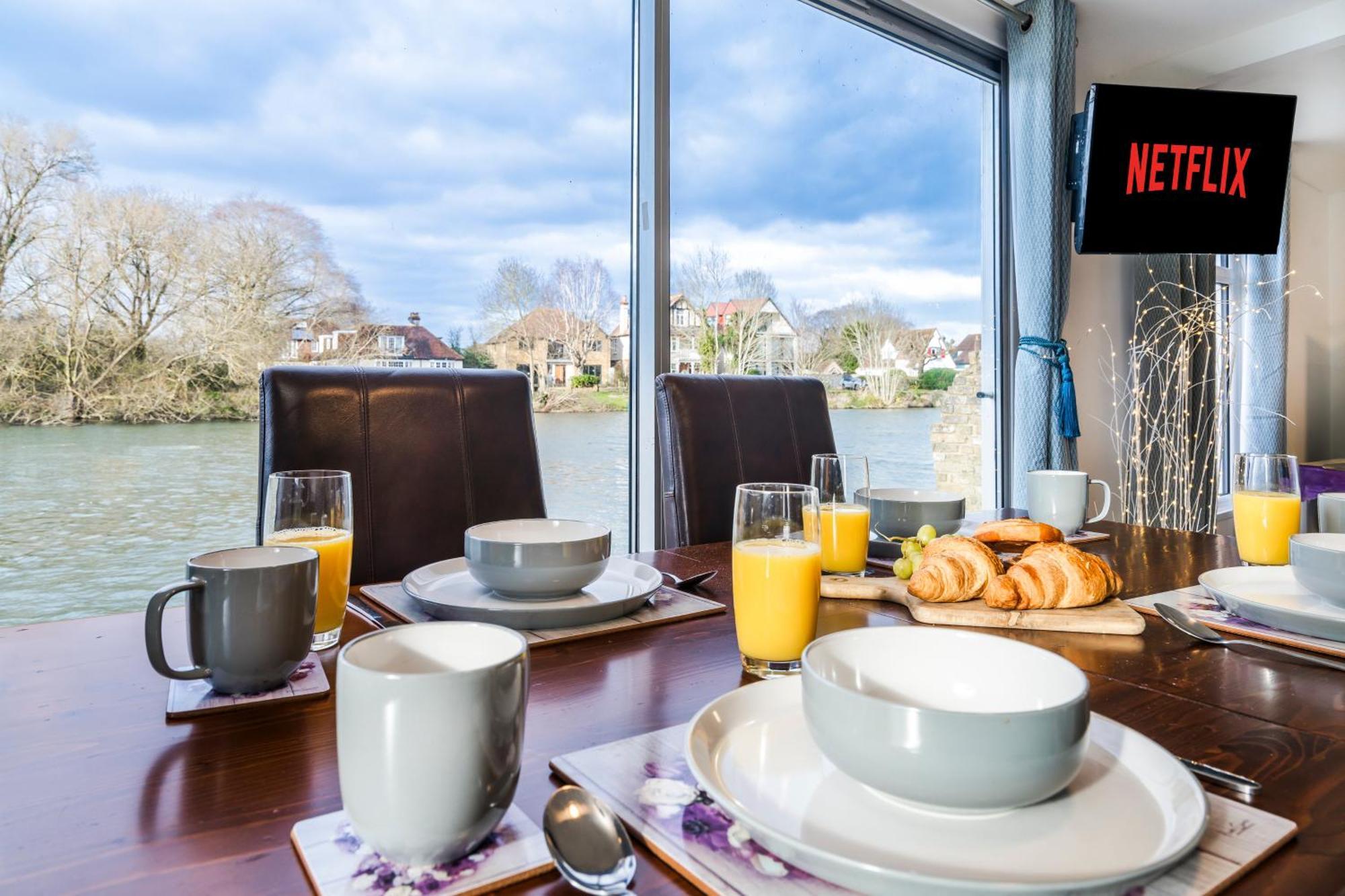 Apartment River Retreat- Near Holloway U, Thorpe Park And Heathrow Airport Thorpe (Surrey)